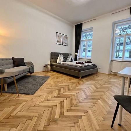Little Cozy Residence - Enjoy Viennas Summer Season Viena Exterior foto
